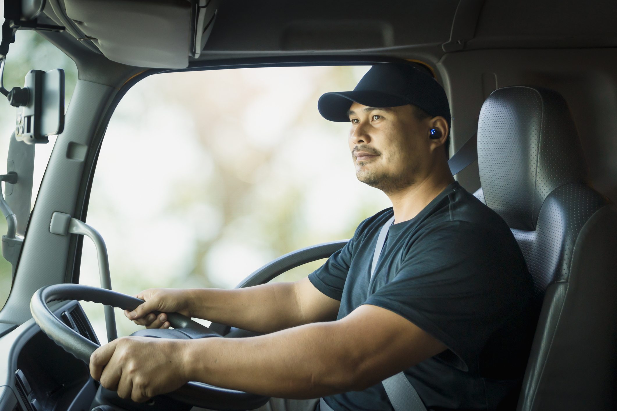Top Benefits for Short-haul vs. Long-haul Trucking Load Jobs